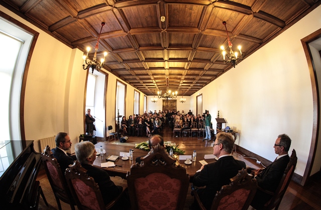 Thumbnail da galeria Cátedra Lloyd Braga